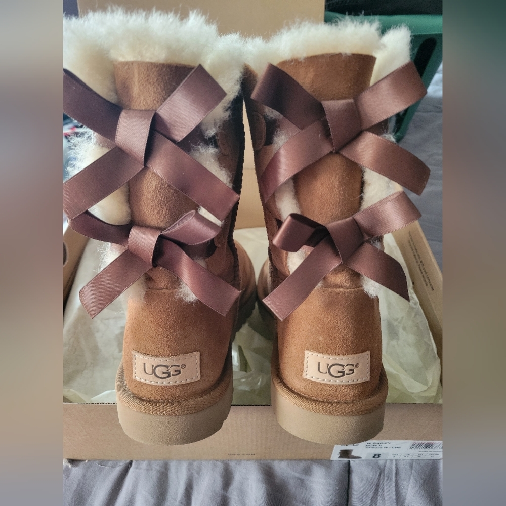 UGG Baily Boot Size 8